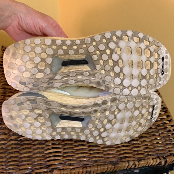 Adidas Ultra Boost Triple White Running Shoes - Picture 6 of 14